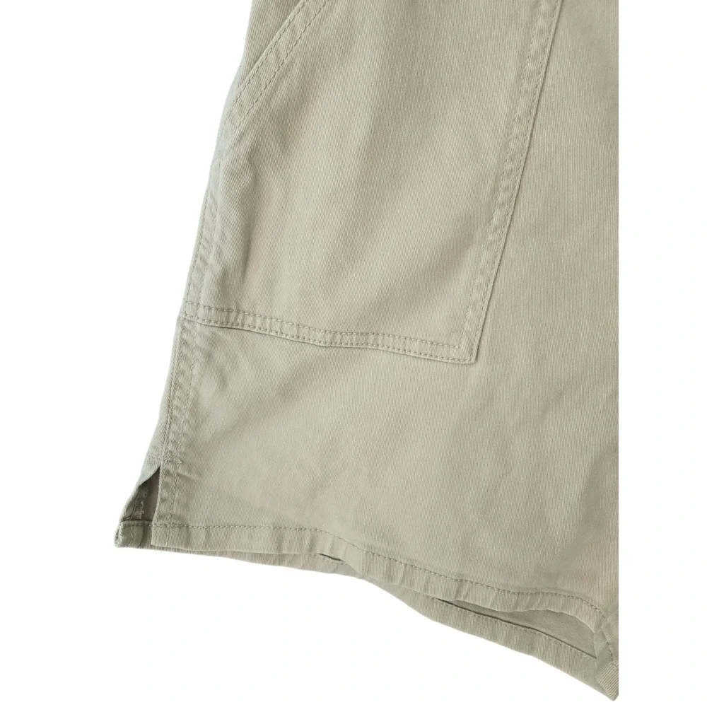 Levis Womens Khaki Cargo Shorts Size 12 Utility Pockets Casual‎ Summer - Picture 3 of 7